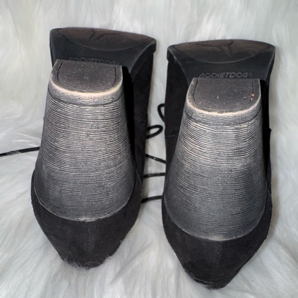 Rocket Dog Black Chukka Boots Suede Lace-Up - Picture 8 of 8